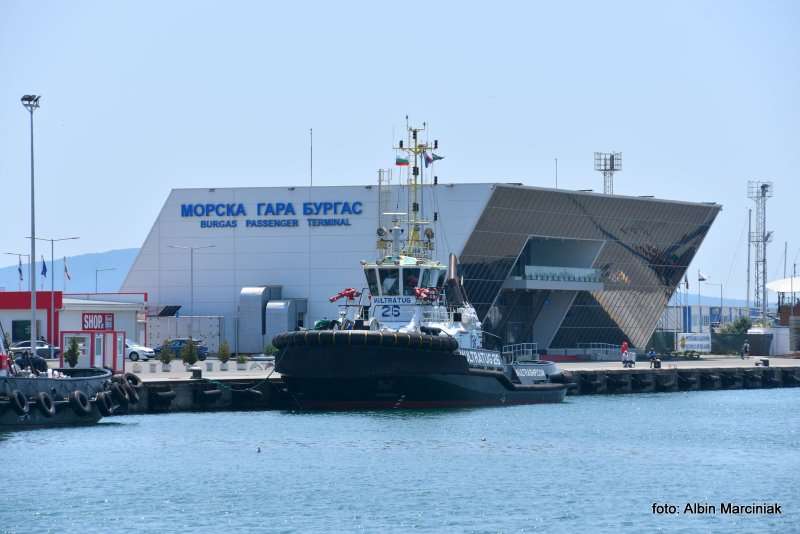 Wyspa i Klasztor św. Anastazji w Bułgarii 1