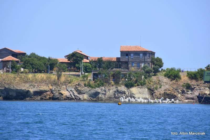 Wyspa i Klasztor św. Anastazji w Bułgarii 9