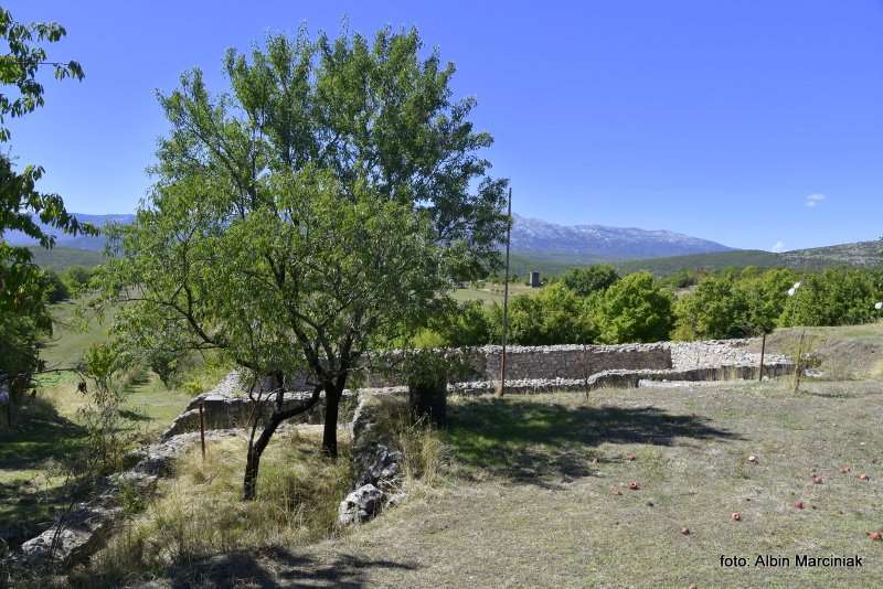 Miejscowość Trilj pozostałości rzymskich koszar Tilurium Chorwacja 7