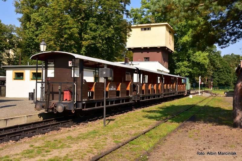 Zabytkowa Stacja Kolei Wąskotorowej w Rudach 7