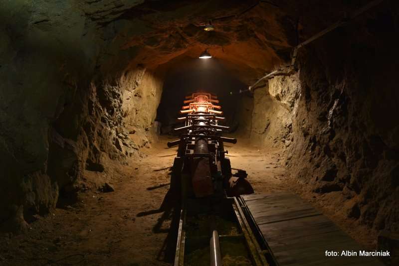 Projekt Arado Zaginione labolatorium Hitlera. Kamienna Gora na Dolnym Slasku 76