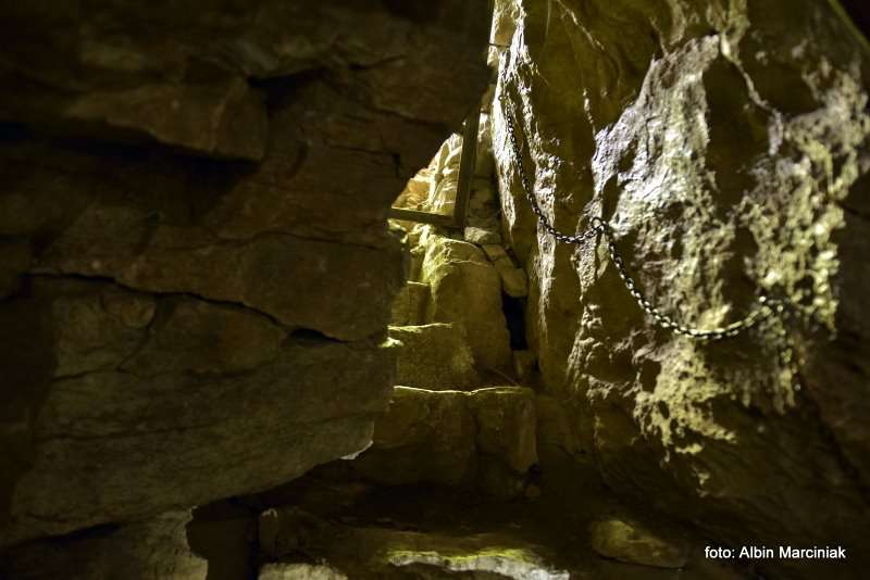 Jaskinia Radochowska 6