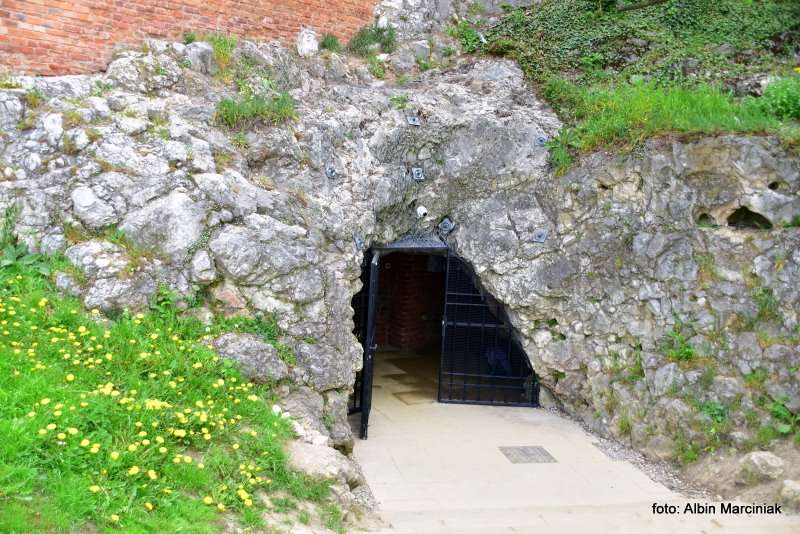 Jaskinia Smocza Jama w Krakowie 16