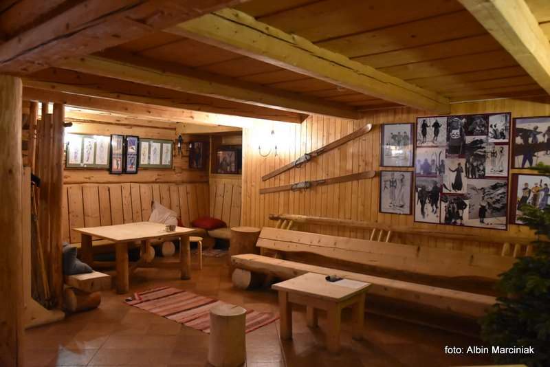 Schronisko Górskie PTTK na Hali Ornak 17