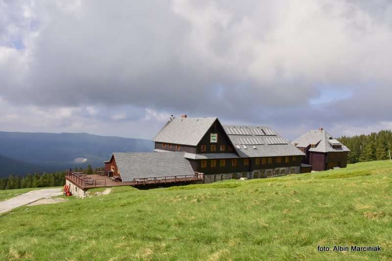 schronisko na Hali Szrenickiej 13