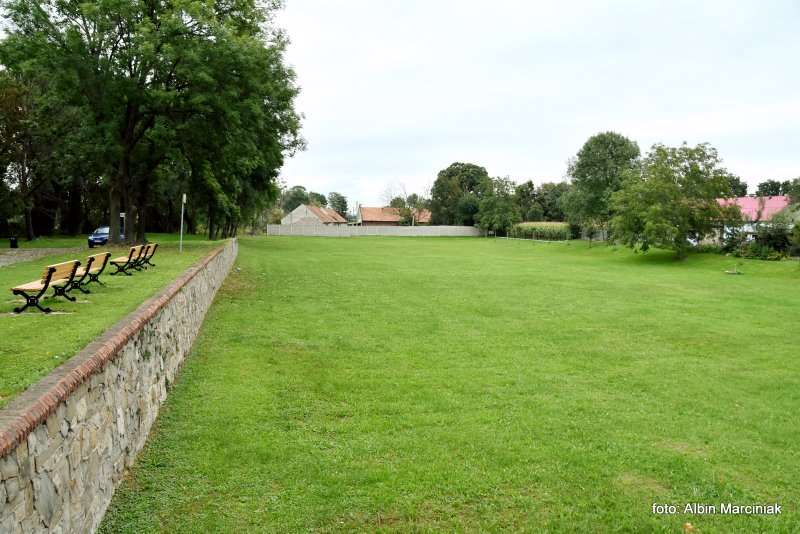 Pałac zamek w Tworkowie 7