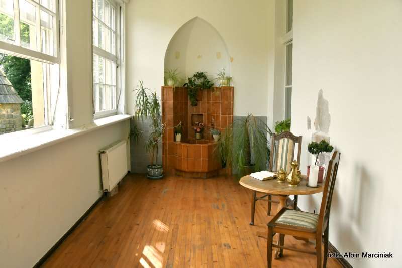 Zamek Leśna Skała w Szczytnej 10