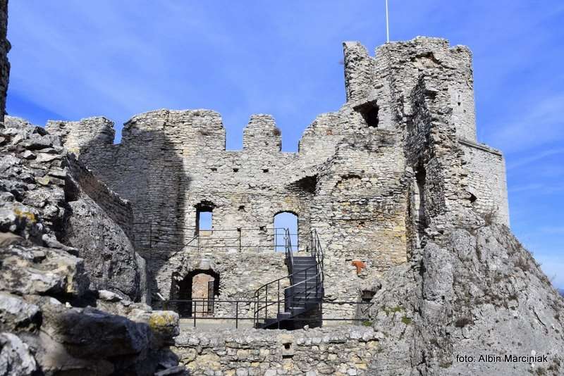 Zamek Ogrodzieniec 9