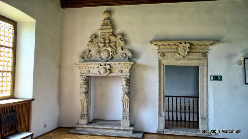 Zamek i dworek w Branicach 18