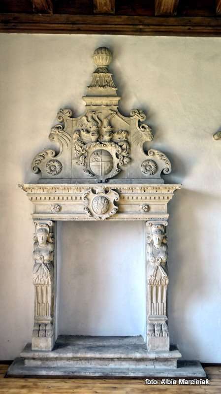 Zamek i dworek w Branicach 20