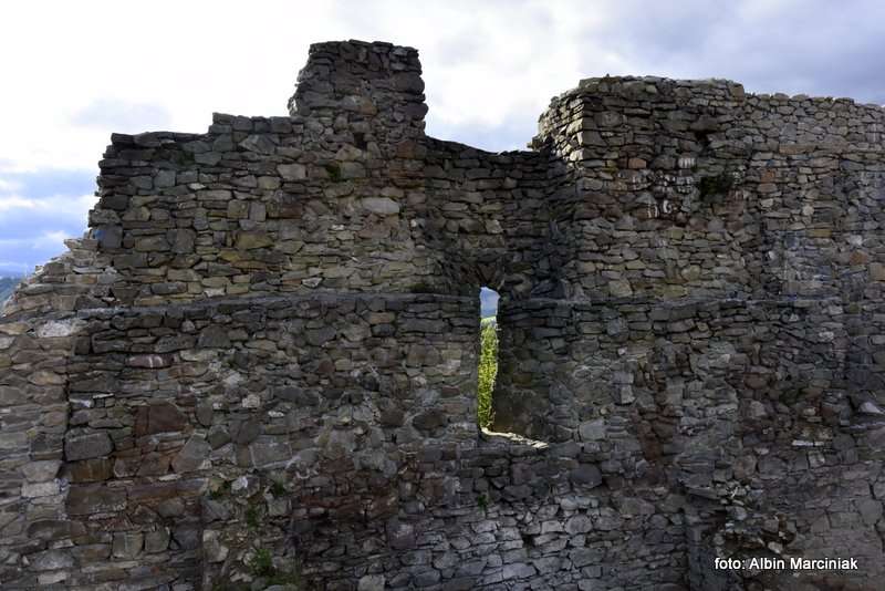 Zamek w Rytrze 12