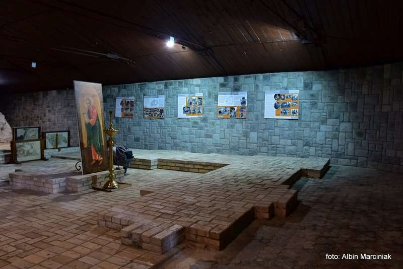 Zamek w Łucku podziemia Podole Ukraina 2019 2