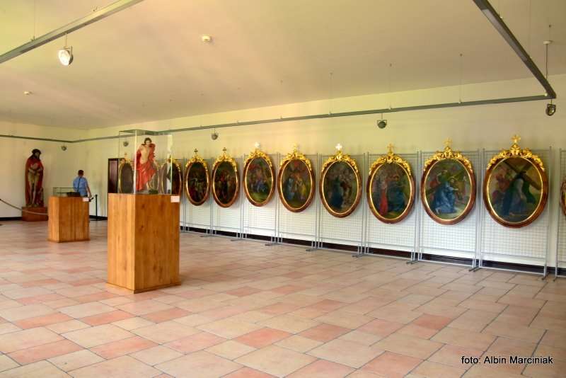 Pocysterski Zespół Klasztorno Pałacowy w Rudach 13