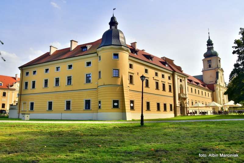 Pocysterski Zespół Klasztorno Pałacowy w Rudach 17