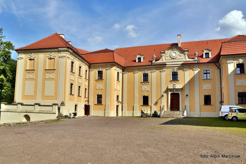 Pocysterski Zespół Klasztorno Pałacowy w Rudach 2