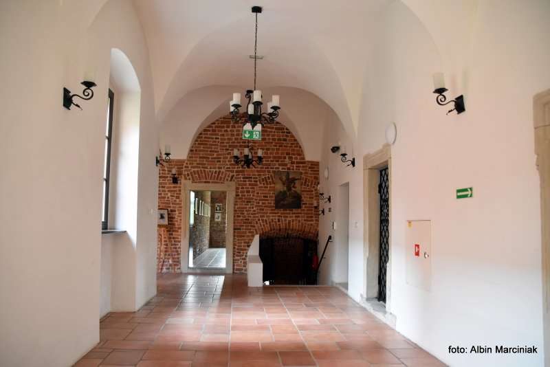 Pocysterski Zespół Klasztorno Pałacowy w Rudach 3