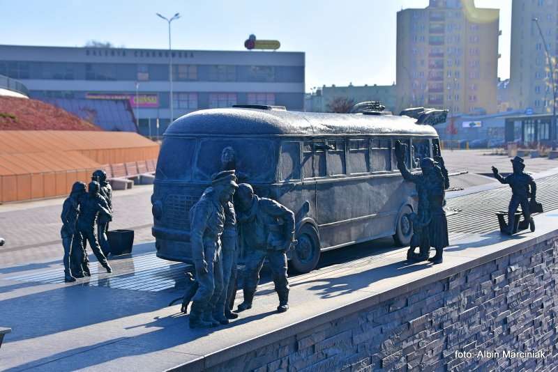 Dworzec Autobusowy w Kielcach UFO 10