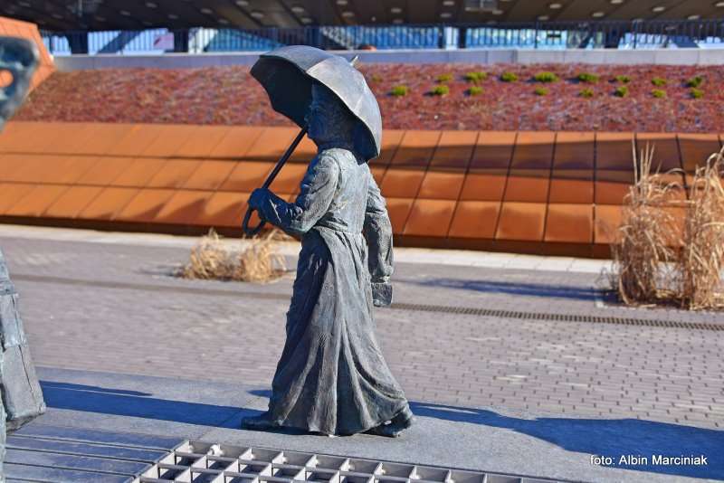 Dworzec Autobusowy w Kielcach UFO 21