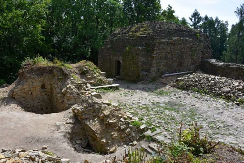 Zamek gotycki w Lanckoronie 3