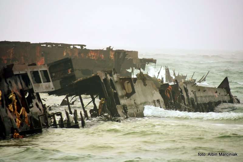 Wrak statku ORP Wicher II oraz ORP Grom II na Helu 15