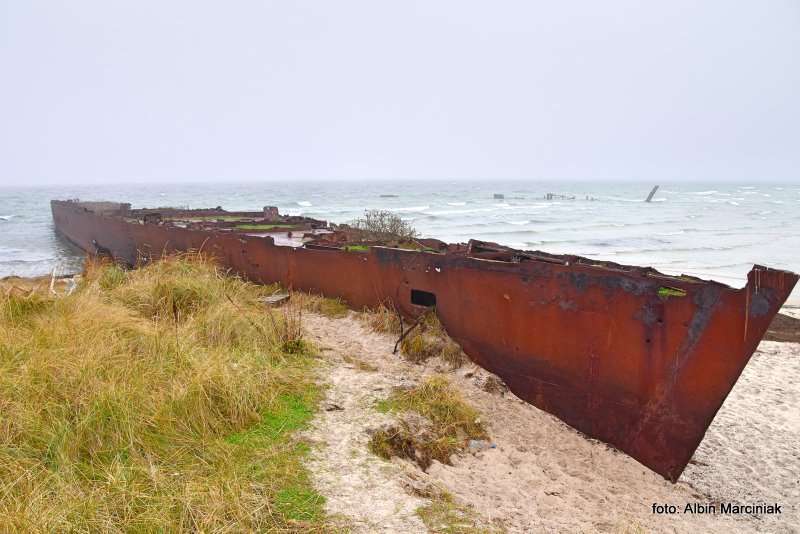 Wrak statku ORP Wicher II oraz ORP Grom II na Helu 21