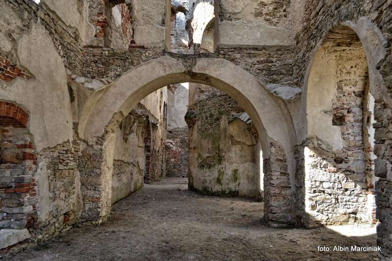 Zamek Krzyżtopór w Ujeździe 16